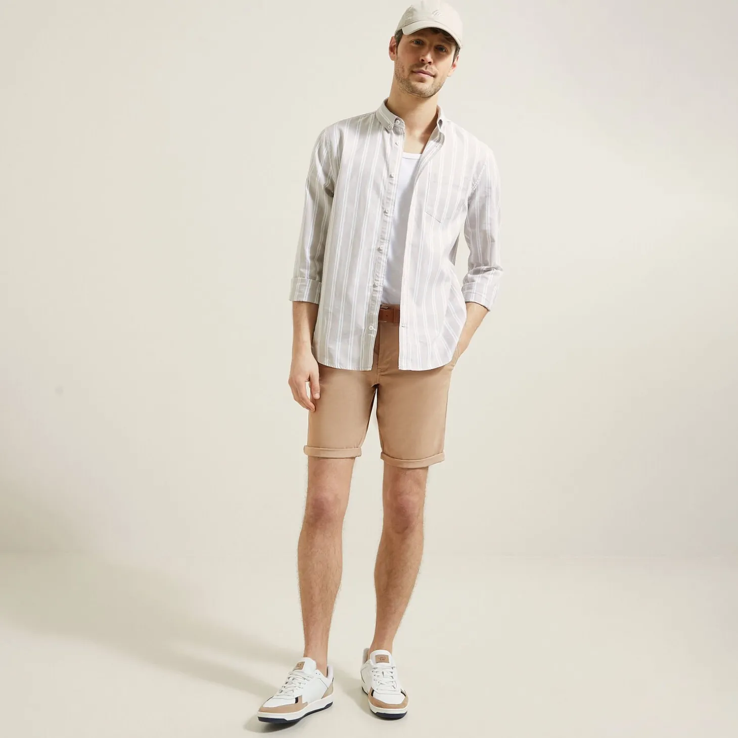 Short & Bermuda-Jules Bermuda chino uni avec ceinture Beige