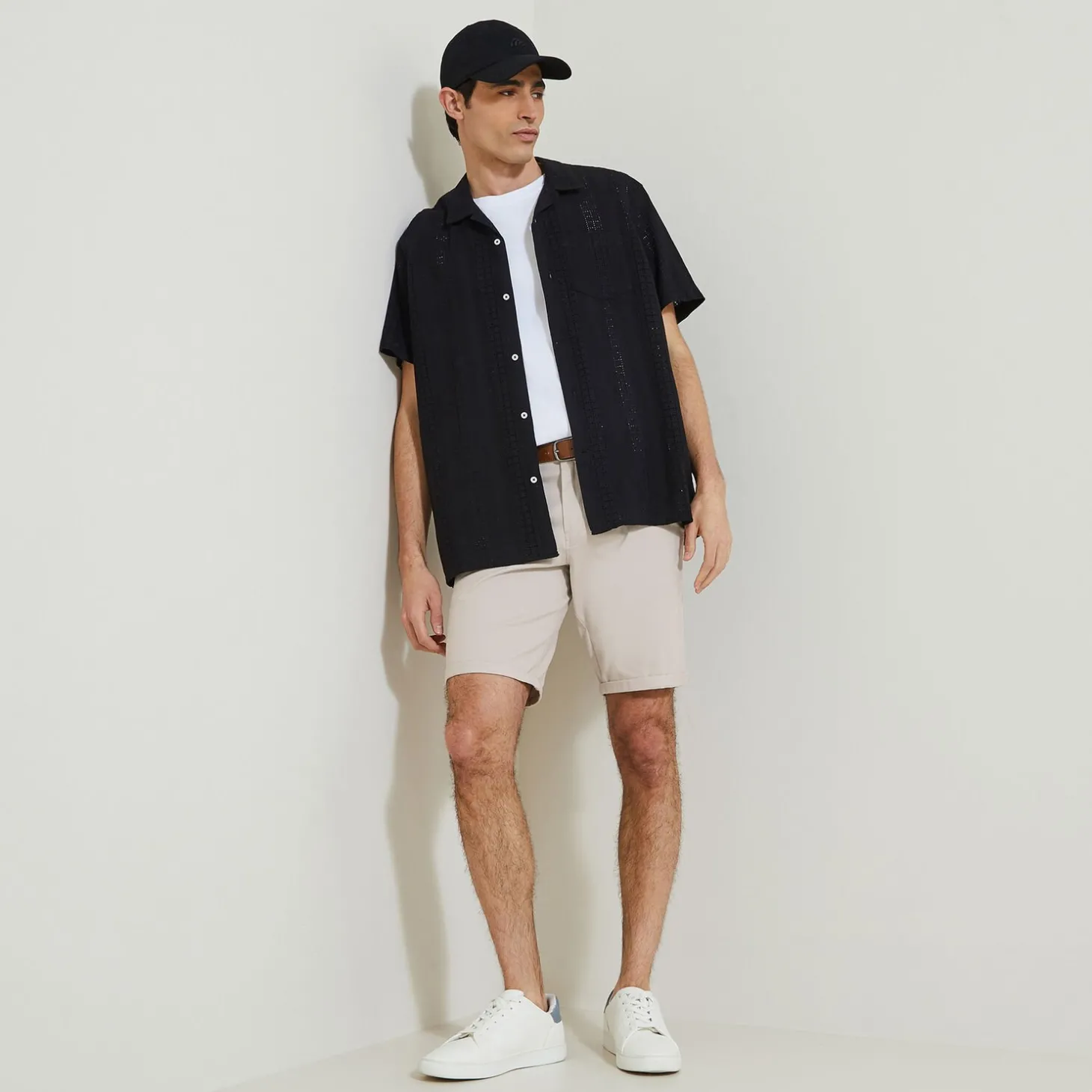 Short & Bermuda-Jules Bermuda chino uni avec ceinture Beige