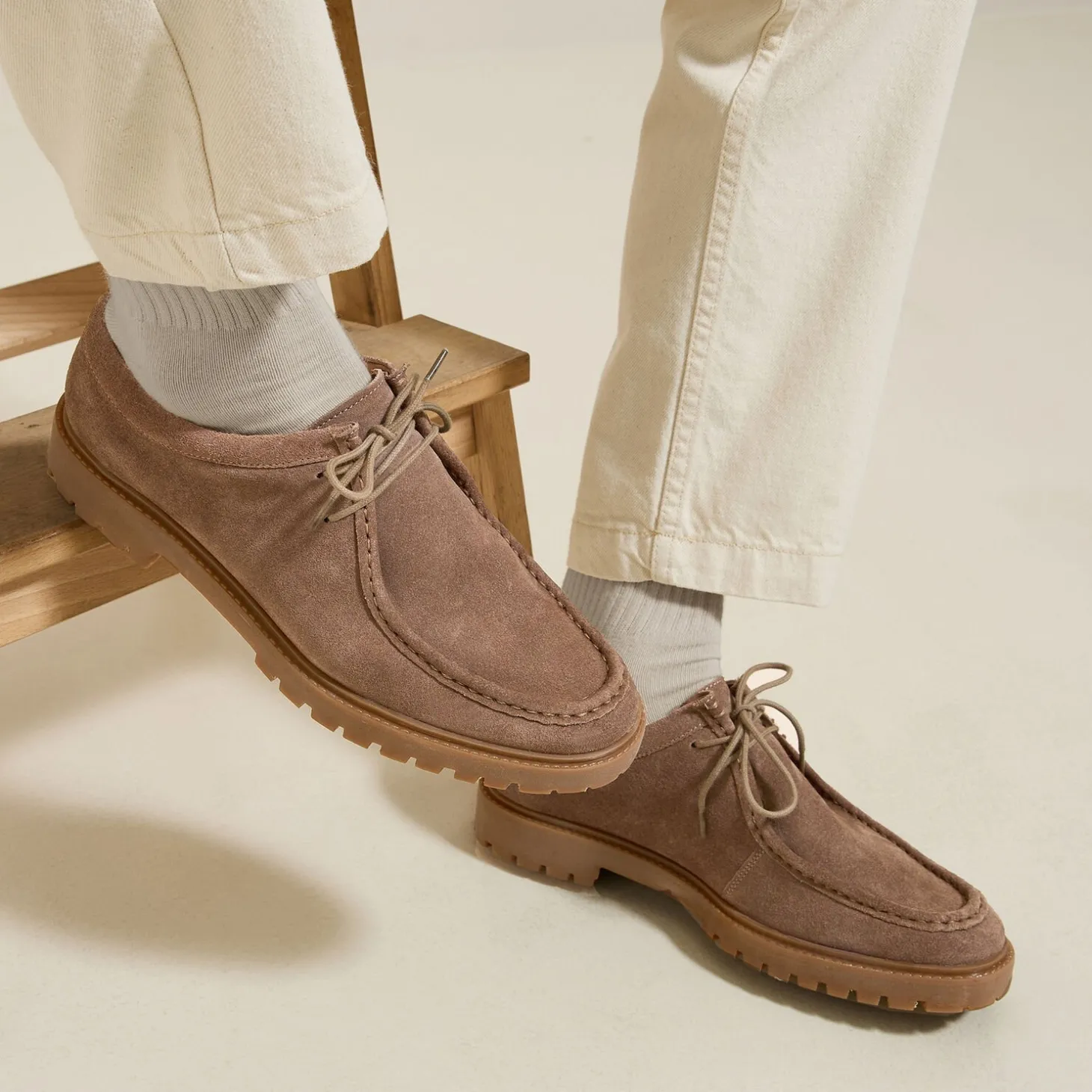 Smart Casual | Chaussures-Jules Chaussures en suédine avec semelle crantée Beige