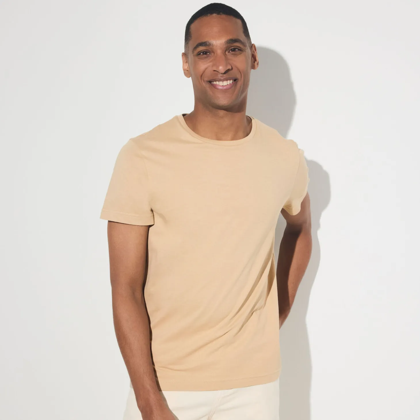 T-shirt-Jules Tee shirt en coton col rond basique Beige